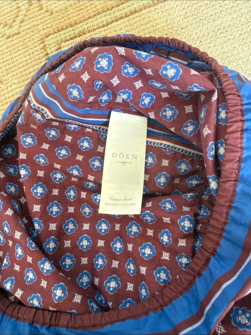 Doen Vienna Short in Menorca Foulard Print Size Small - Picture 5 of 6
